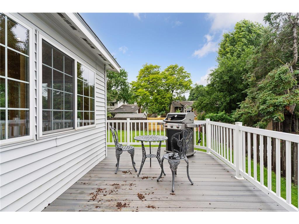 613 S Owasso Boulevard W Roseville MN 55113 - Owasso 6812291 image27