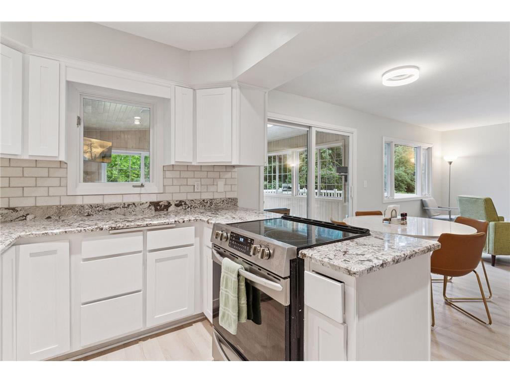 613 S Owasso Boulevard W Roseville MN 55113 - Owasso 6812291 image8