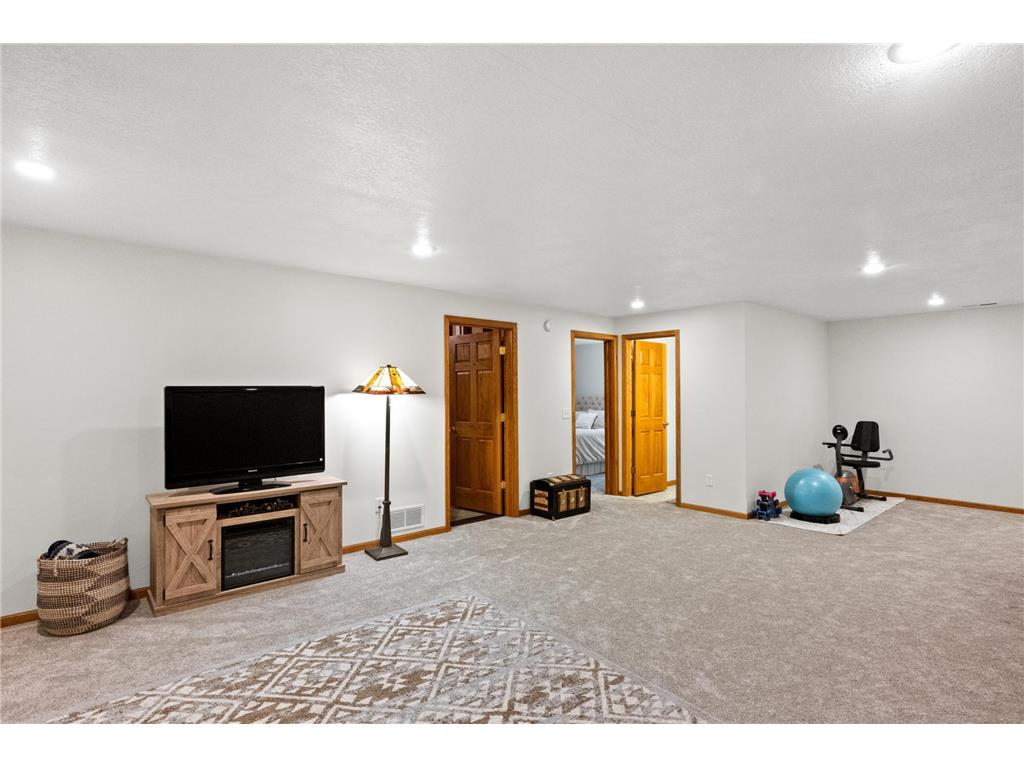 613 Temple Street Alexandria MN 56308 7043261 image24