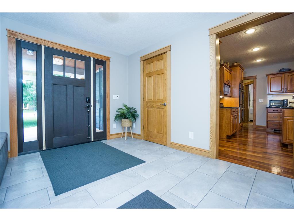6130 Stillwater Boulevard N Oakdale MN 55128 7092756 image10