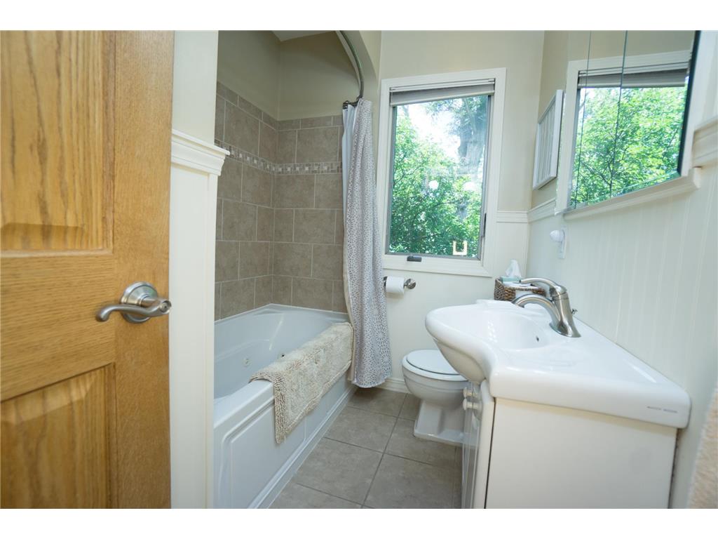 6130 Stillwater Boulevard N Oakdale MN 55128 7092756 image24