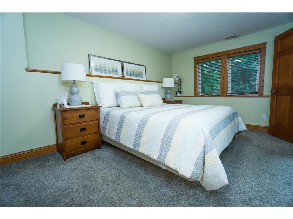 6130 Stillwater Boulevard N Oakdale MN 55128 7092756 image31