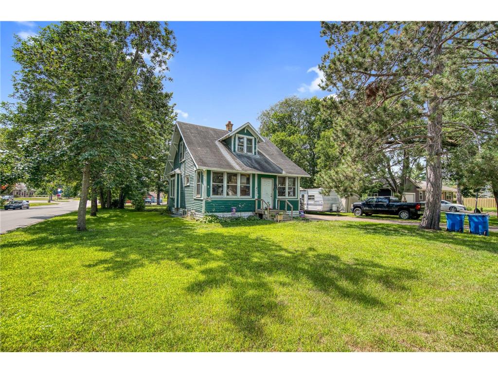 6133 Elm Street North Branch MN 55056 6586359 image1