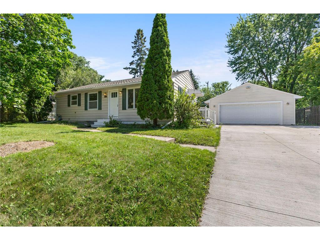 6133 Garbe Avenue Woodbury MN 55125 7108145 image1