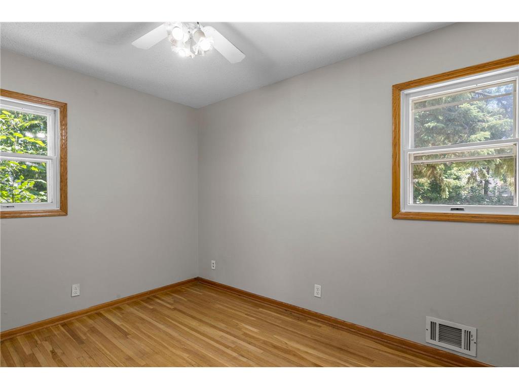 6133 Garbe Avenue Woodbury MN 55125 7108145 image19