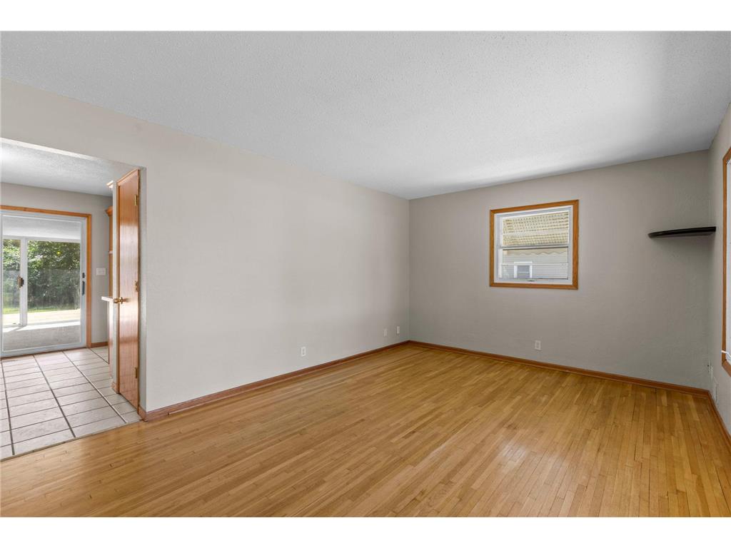 6133 Garbe Avenue Woodbury MN 55125 7108145 image2