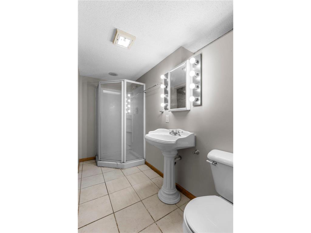 6133 Garbe Avenue Woodbury MN 55125 7108145 image28