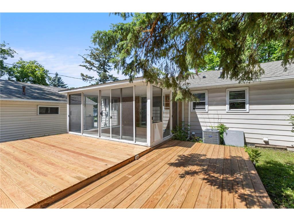 6133 Garbe Avenue Woodbury MN 55125 7108145 image39