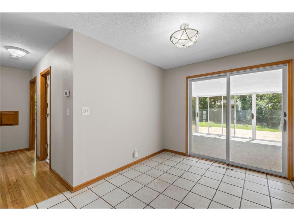6133 Garbe Avenue Woodbury MN 55125 7108145 image7
