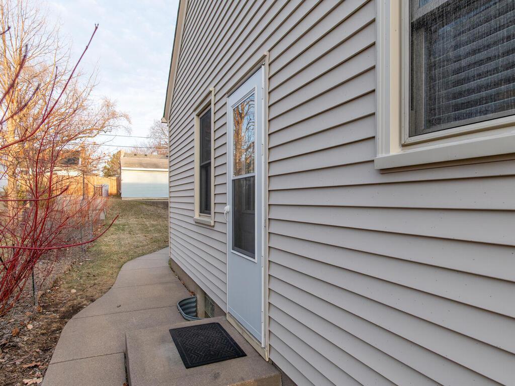 6133 Russell Avenue S Minneapolis MN 55410 7039867 image3