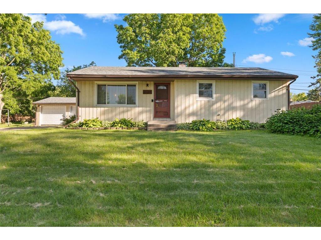 6133 Woodbine Avenue Woodbury MN 55125 6552148 image1