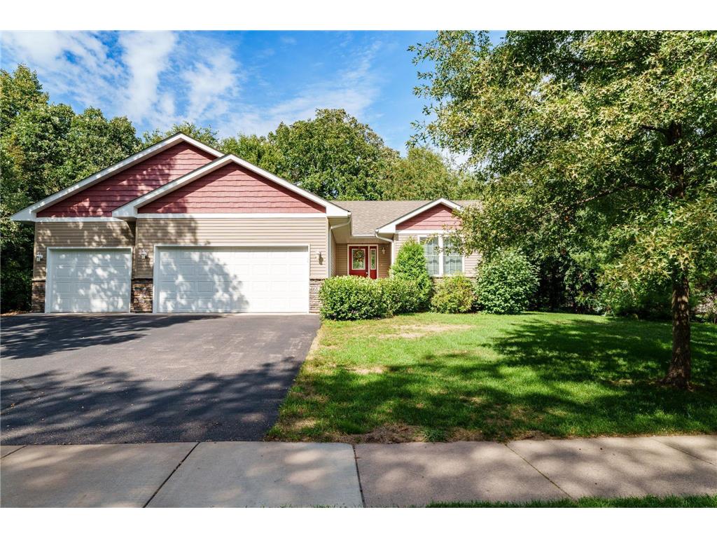 6136 Glacier Drive North Branch MN 55056 6422901 image1