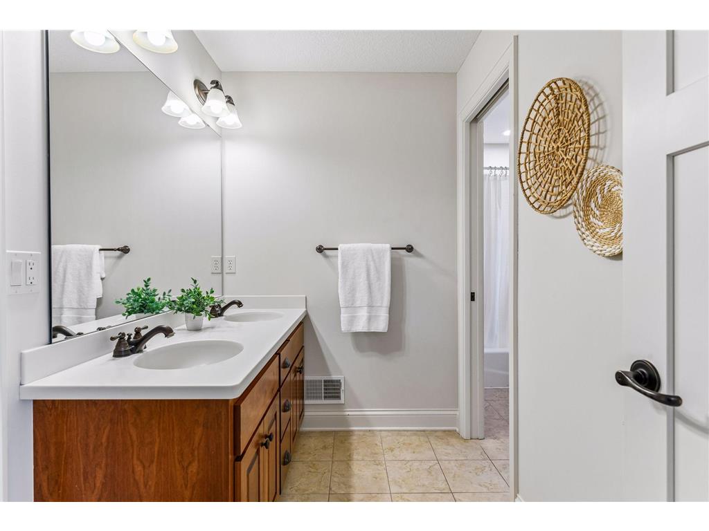 6137 Niagara Lane N Plymouth MN 55446 7052320 image29
