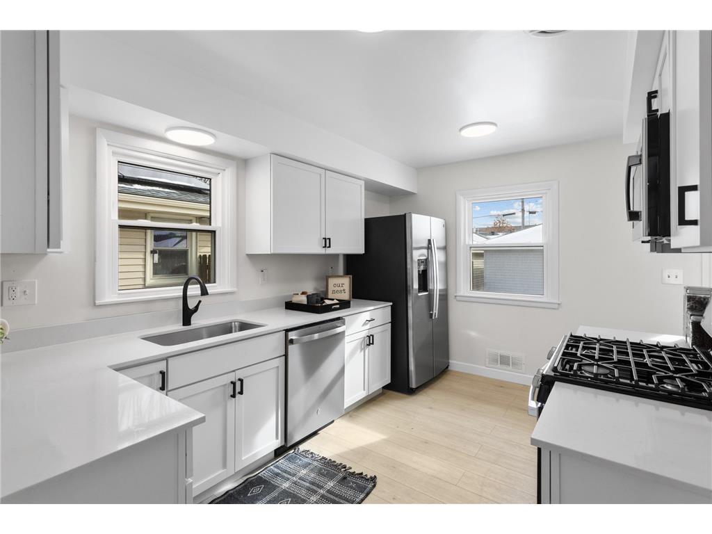 6138 Colfax Lane S Minneapolis MN 55419 7014613 image6