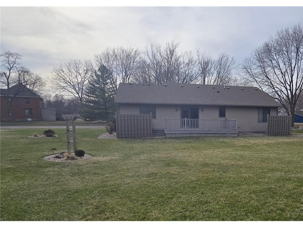 614 11th Street N Mountain Lake MN 56159 7047589 image28