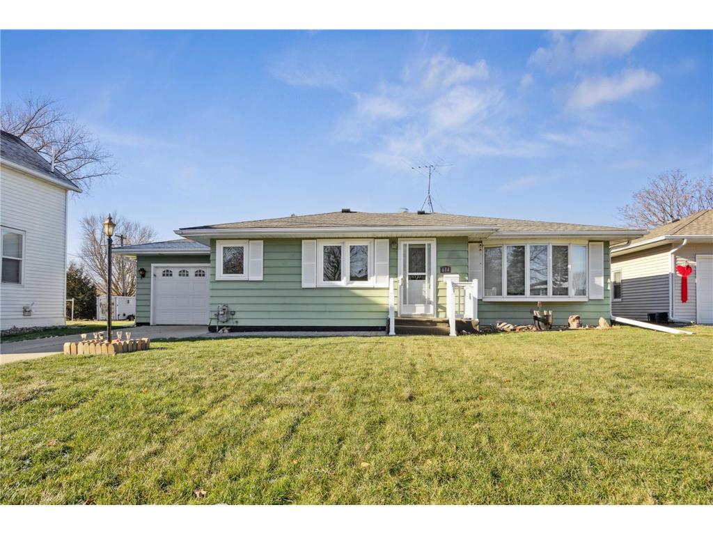 614 4th Street NE Montgomery MN 56069 6473023 image1