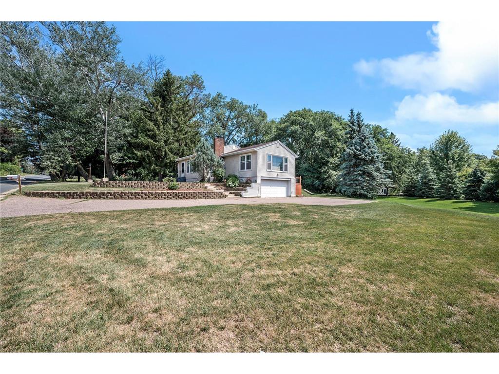 614 Butler Avenue W Mendota Heights MN 55118 6410227 image1
