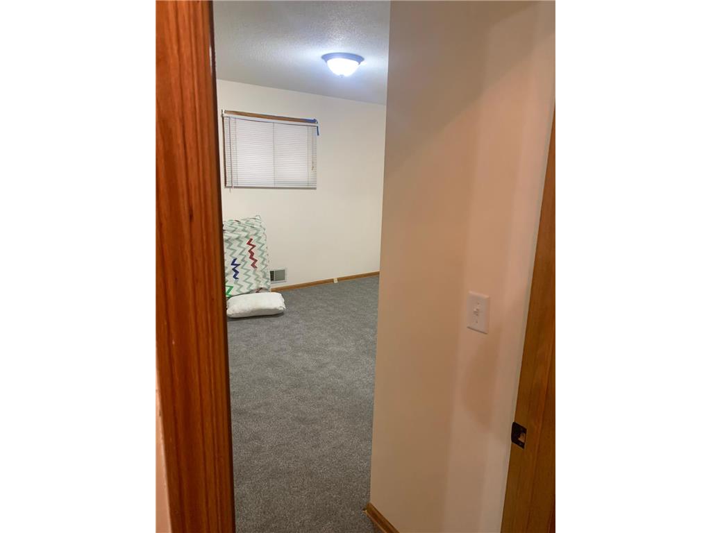 614 Cheryl Street NE Fridley MN 55432 7023015 image10