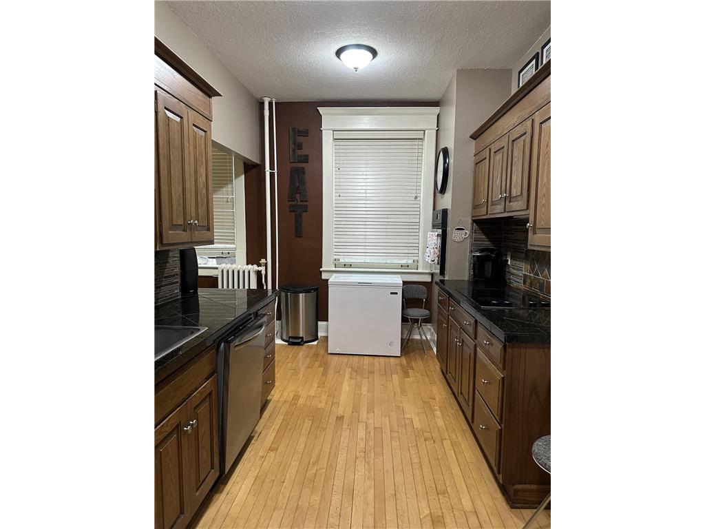 614 Grand Avenue #C Saint Paul MN 55102 7068678 image6