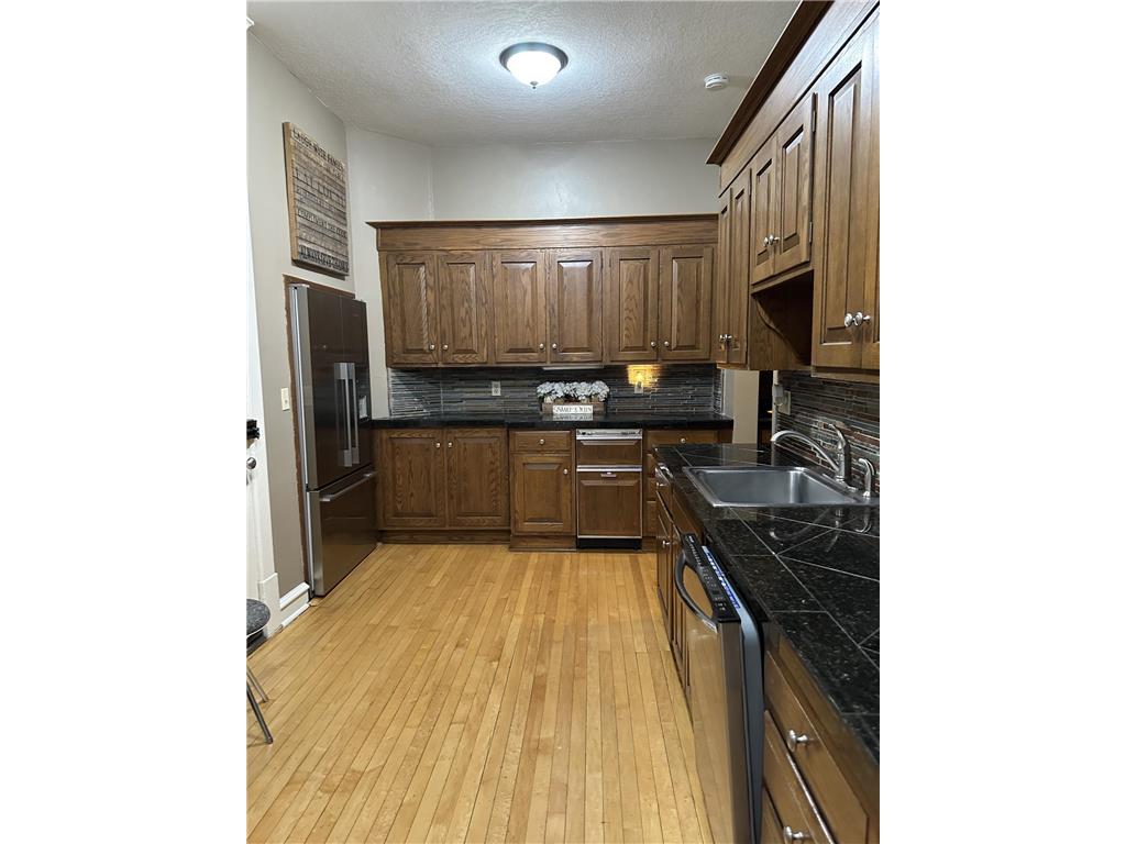 614 Grand Avenue #C Saint Paul MN 55102 7068678 image7