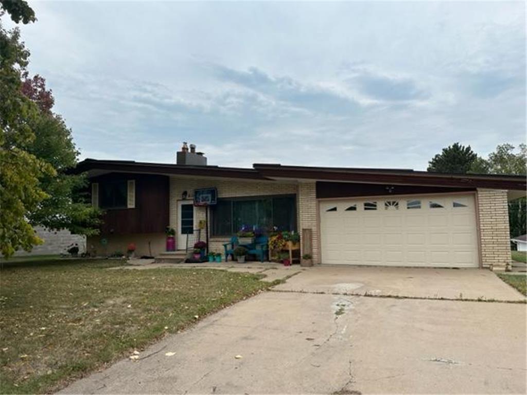 614 Indiana Avenue W Gilbert MN 55741 6421360 image1