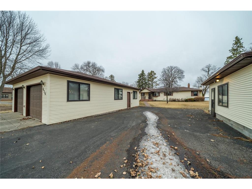 614 S Shore Drive Detroit Lakes MN 56501 - Detroit 7047617 image2