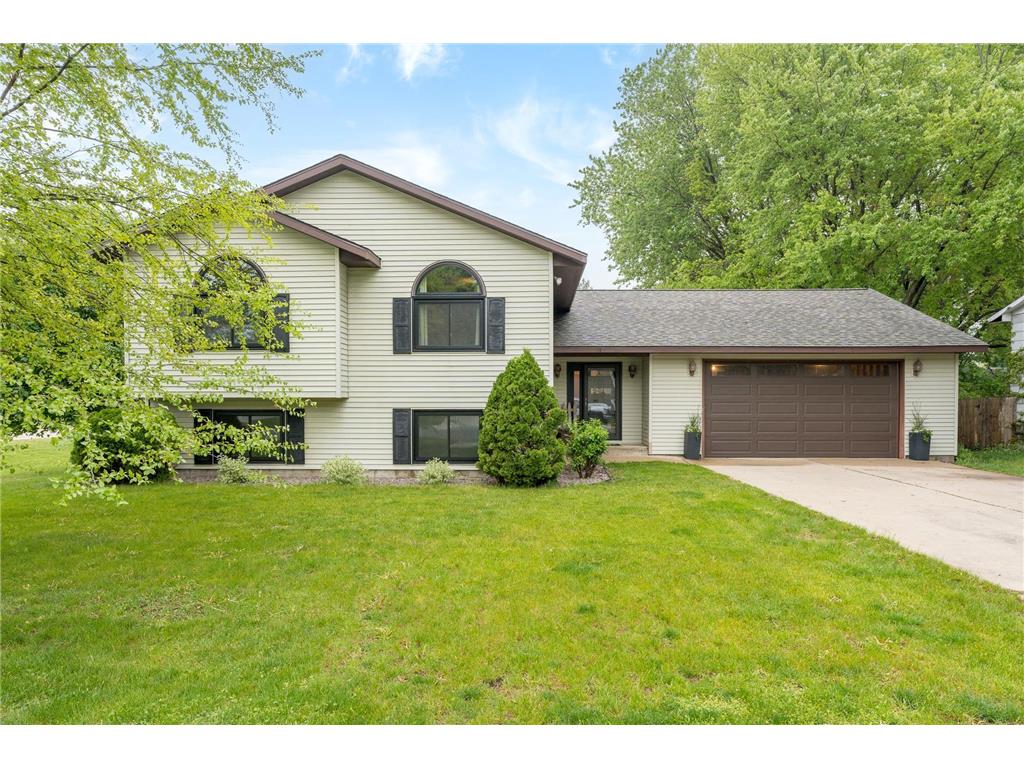 614 W Allyn Street Janesville MN 56048 7045118 image1