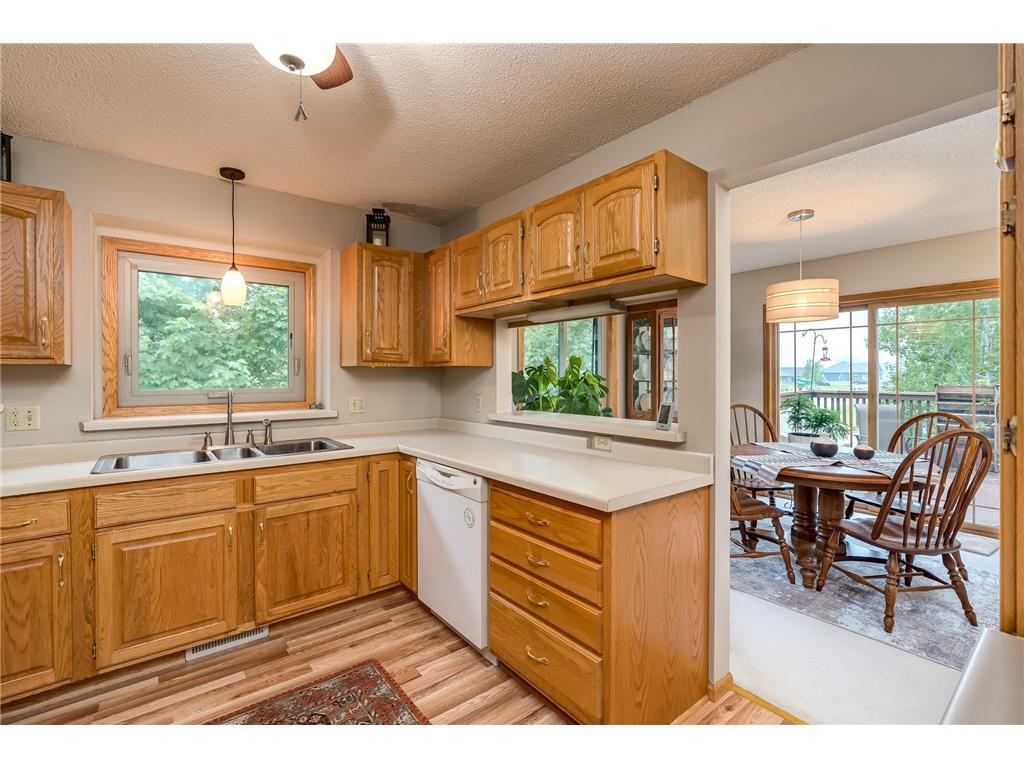 614 W Allyn Street Janesville MN 56048 7045118 image5