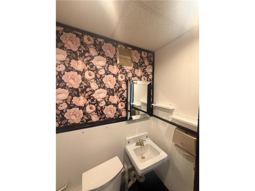 614 W Lake Street Minneapolis MN 55408 7010897 image13