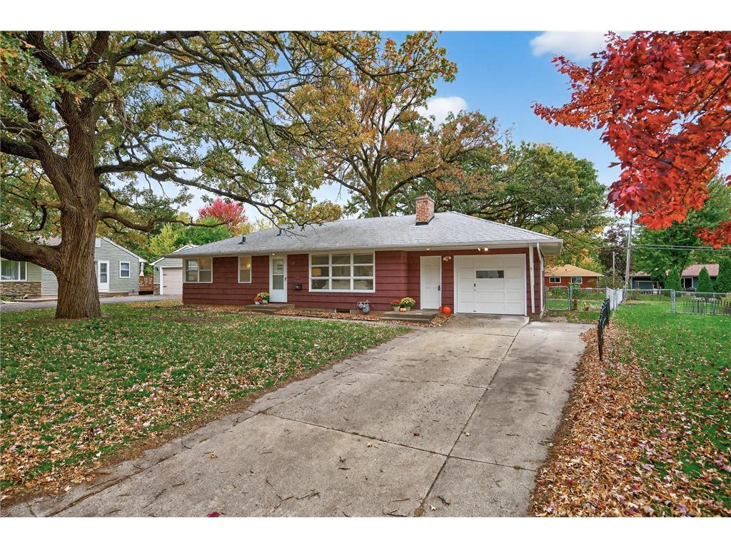 6140 Sunrise Drive NE Fridley MN 55432 6808948 image1