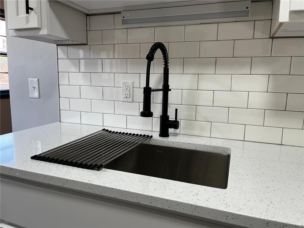 6141 Nicollet Avenue S Minneapolis MN 55419 6811146 image17