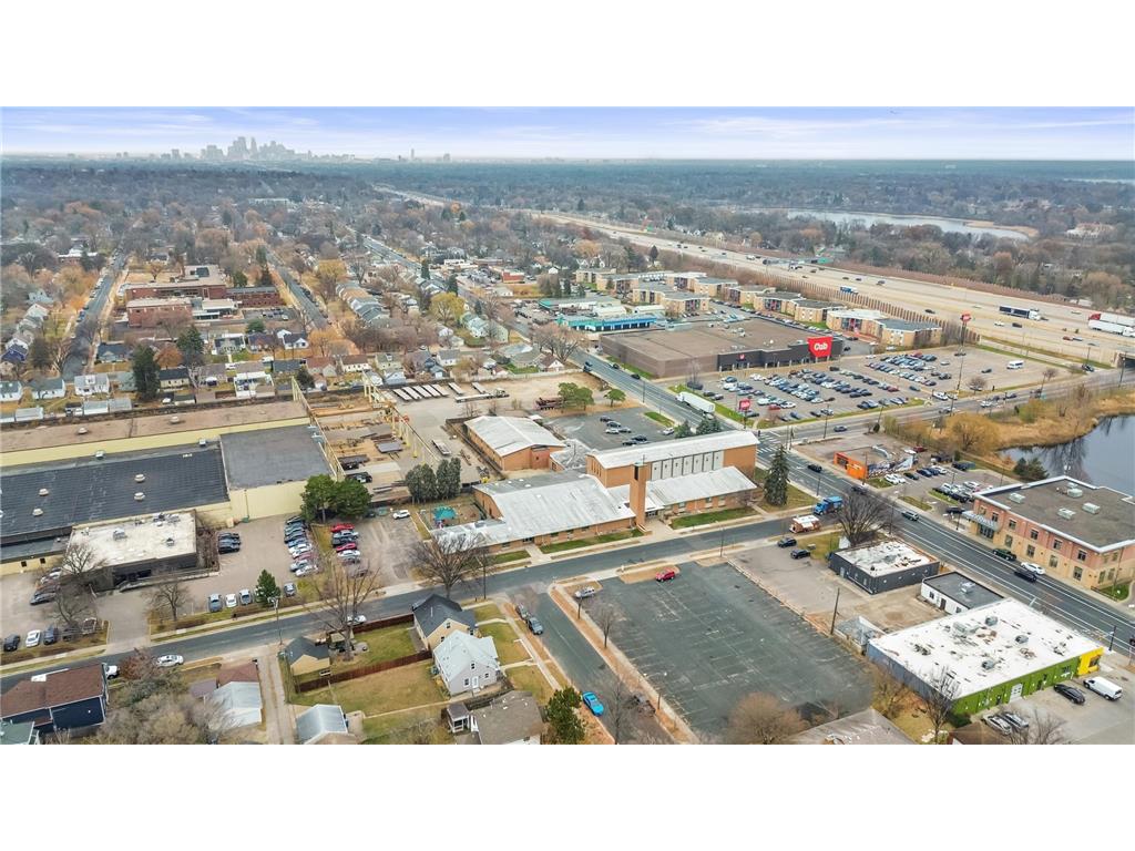 6141 Nicollet Avenue S Minneapolis MN 55419 6811146 image28