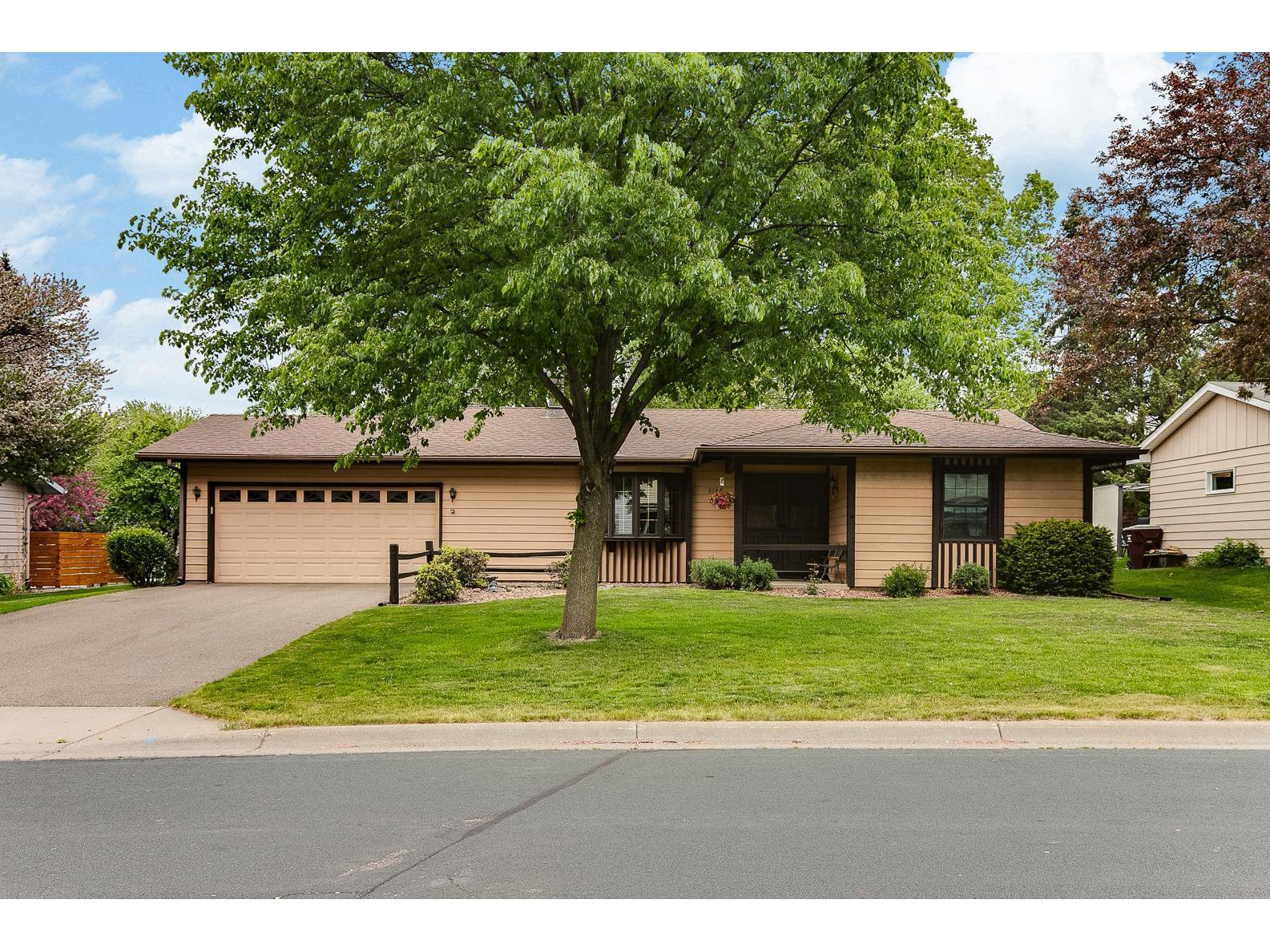 6148 Oakwood Road, Woodbury, MN 55125 MLS 5744027 Edina Realty