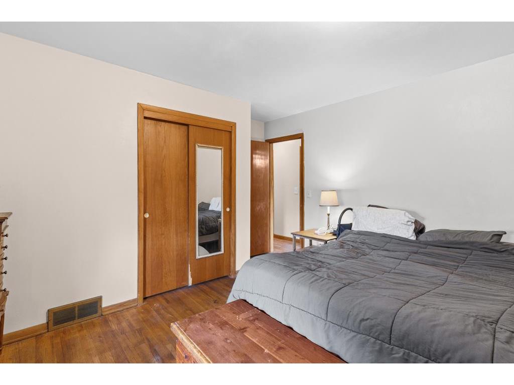 6148 Upper 51st Street N Oakdale MN 55128 6793295 image15
