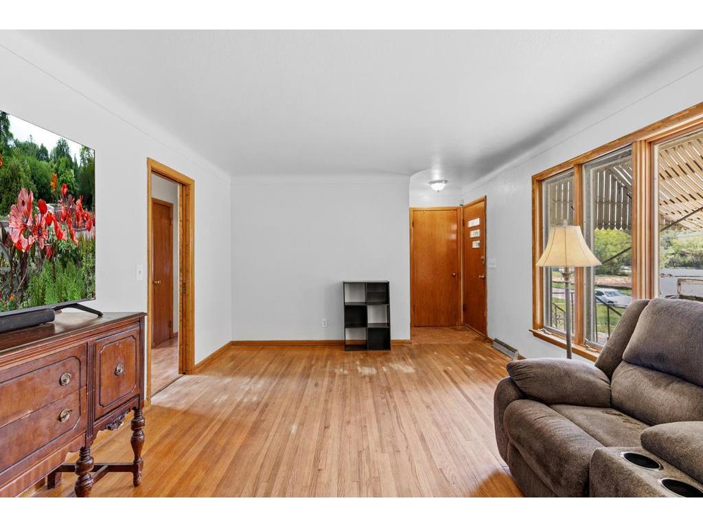 6148 Upper 51st Street N Oakdale MN 55128 6793295 image6
