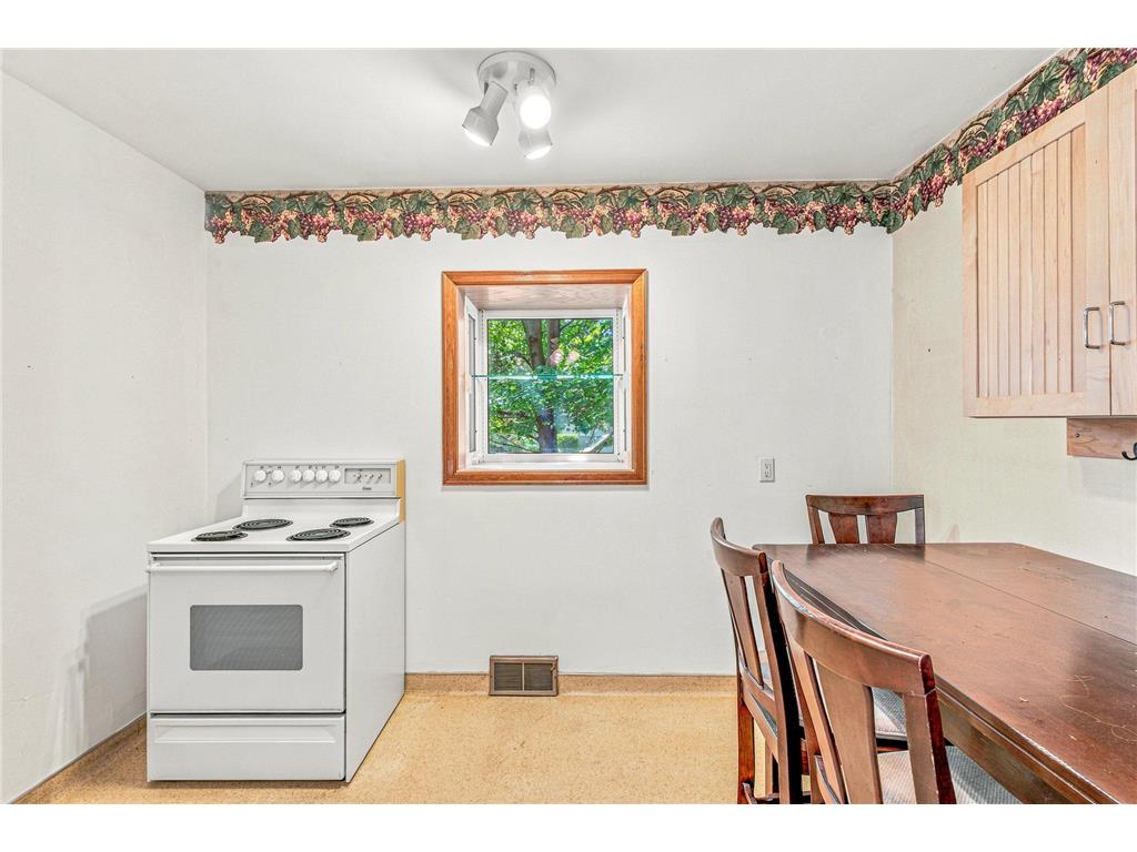 615 12th Avenue NW New Brighton MN 55112 7112620 image10
