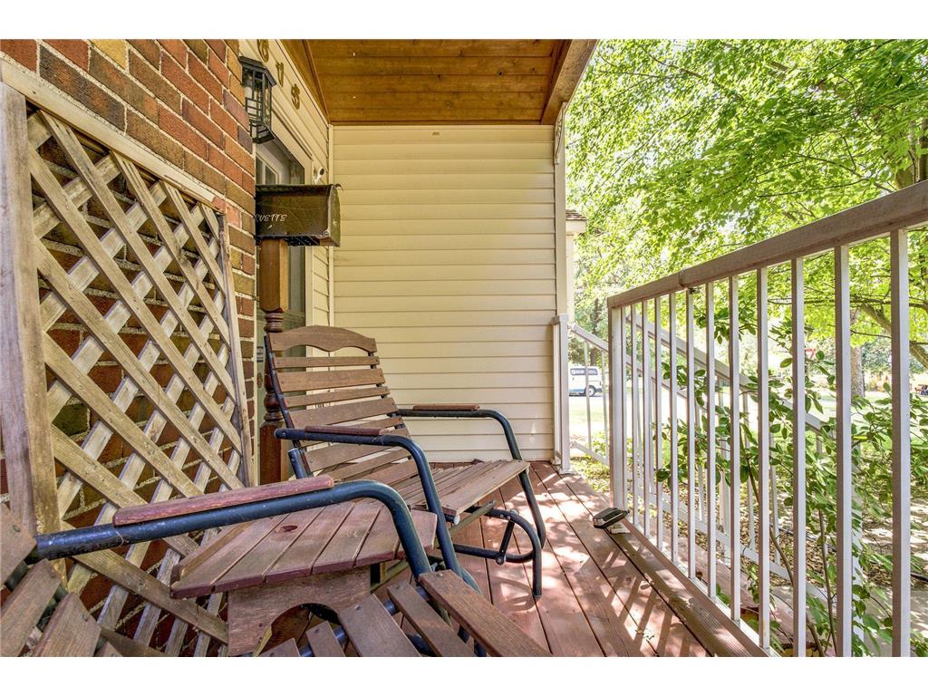 615 12th Avenue NW New Brighton MN 55112 7112620 image2