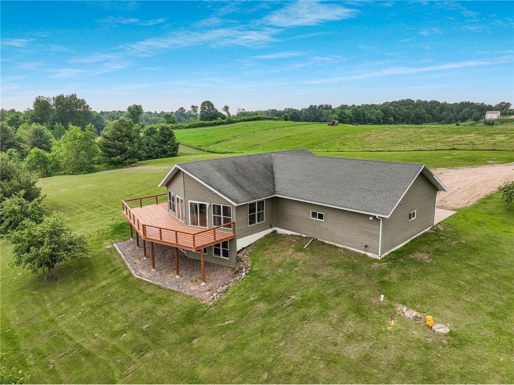 615 18th Street Prairie Lake Twp WI 54728 7026631 image6