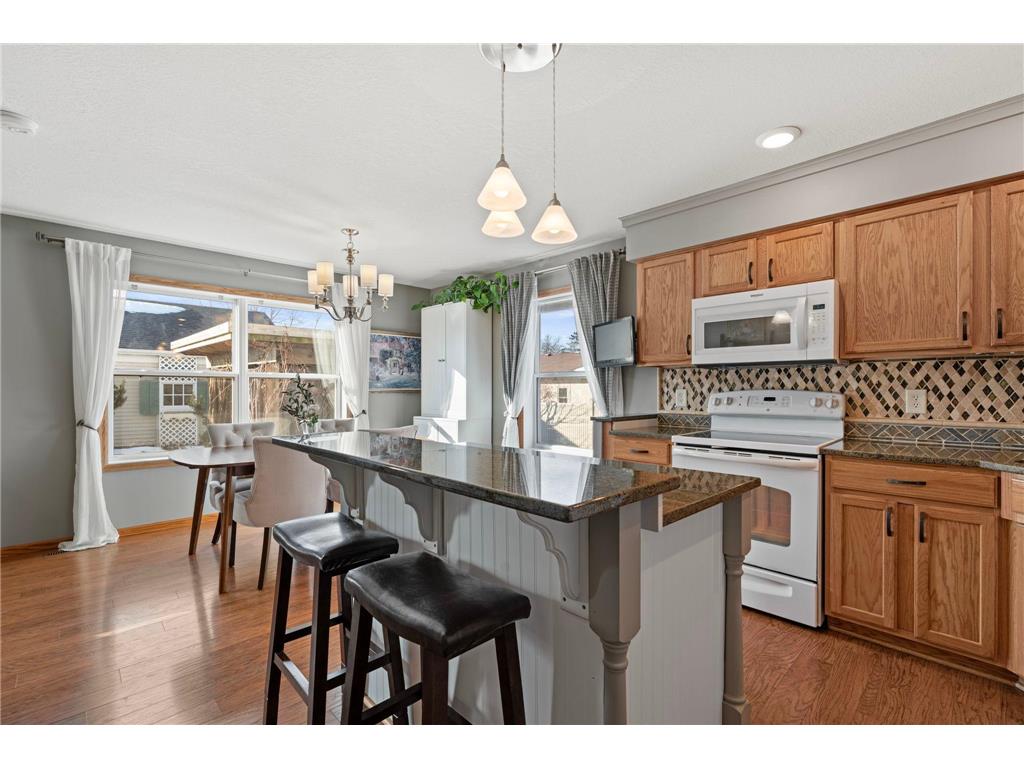 615 1st Avenue NW Osseo MN 55369 7002284 image1