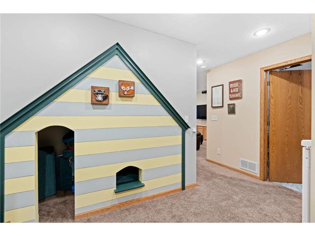 615 1st Avenue NW Osseo MN 55369 7002284 image16