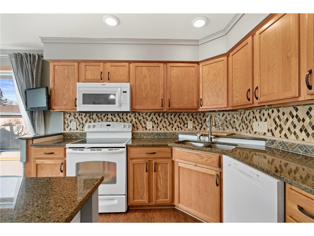 615 1st Avenue NW Osseo MN 55369 7058393 image9