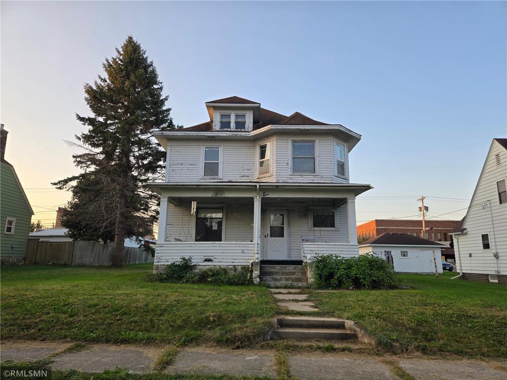 615 1st Street Kenyon MN 55946 6805614 image1