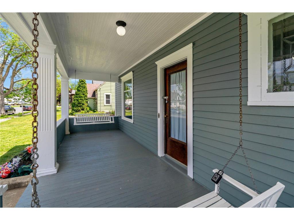 615 1st Street Kenyon MN 55946 7072628 image3