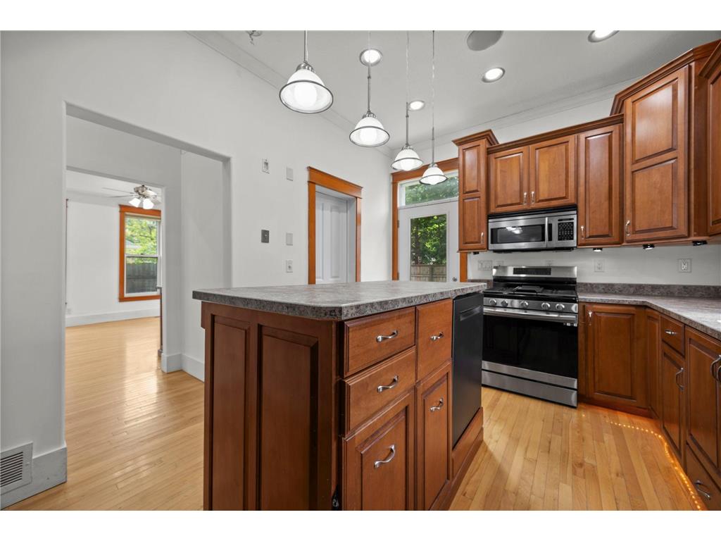 615 1st Street NW Faribault MN 55021 7084449 image8