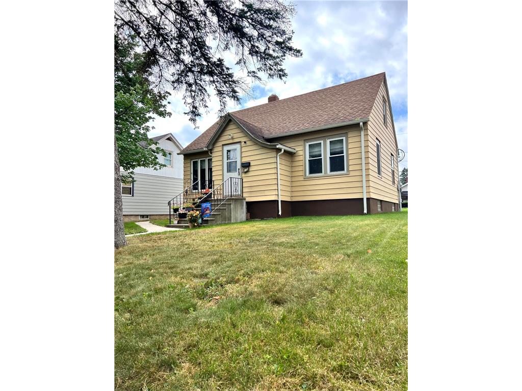 615 2nd Street Nashwauk MN 55769 6584583 image1