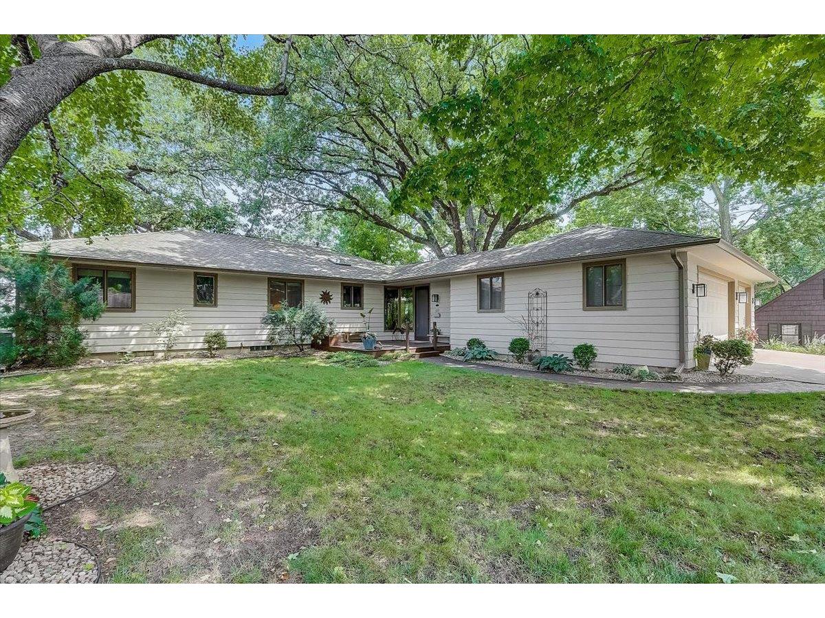 615 2nd Street W, Hastings, MN, 55033 MLS 6024774 Edina Realty