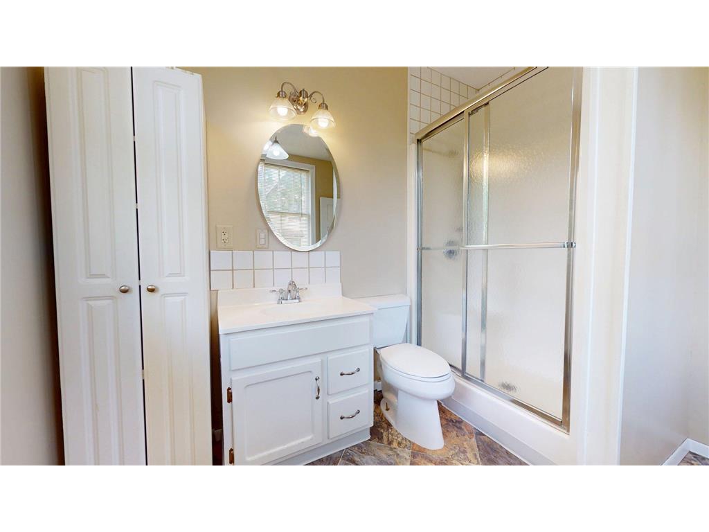 615 3rd Street SE Willmar MN 56201 6768383 image14