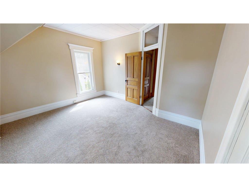 615 3rd Street SE Willmar MN 56201 6768383 image16