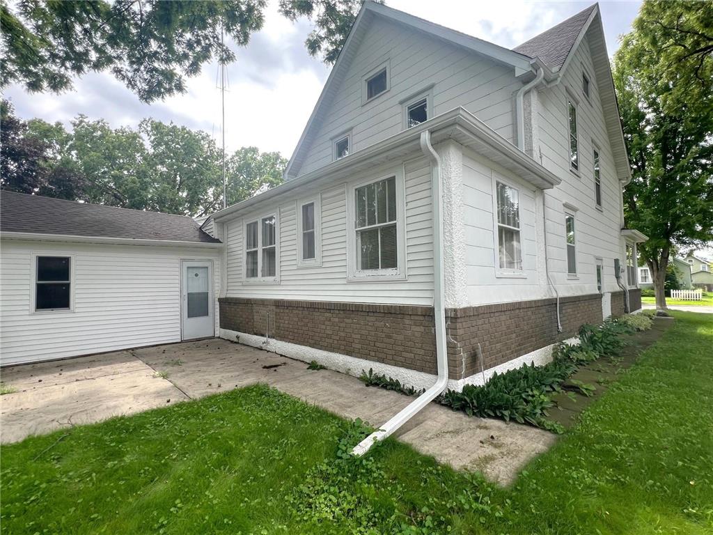 615 3rd Street SE Willmar MN 56201 6768383 image25