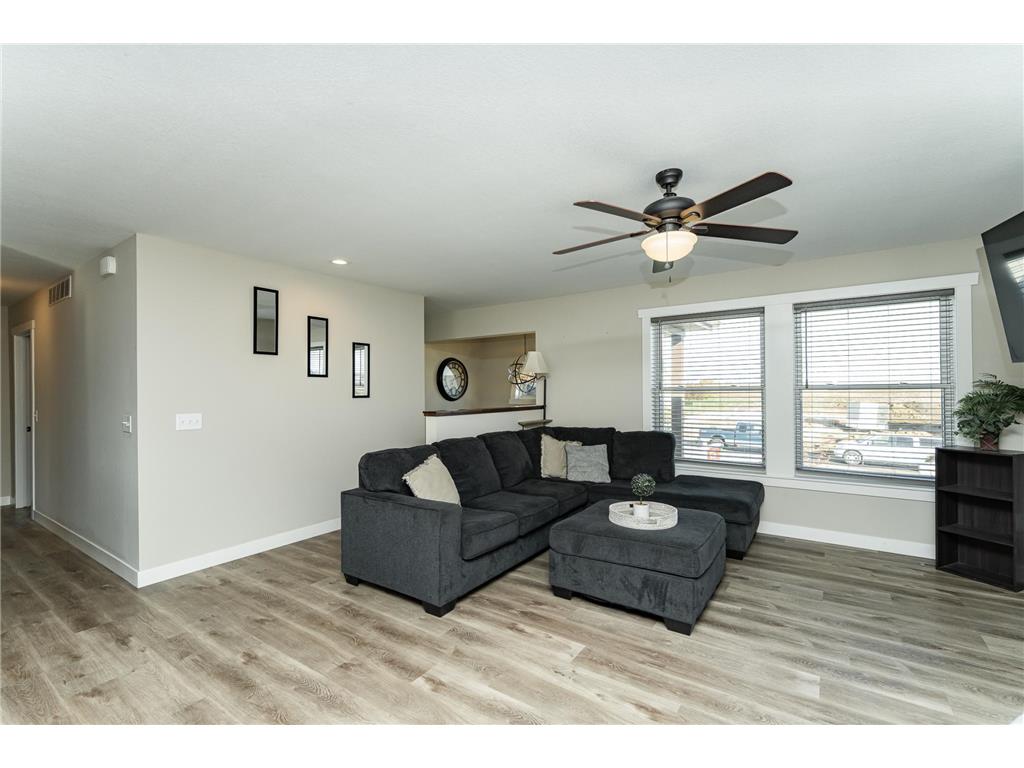 615 7th Avenue NE Plainview MN 55964 6792989 image10